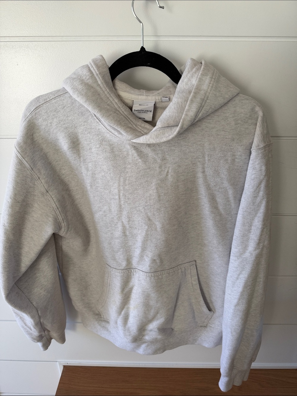 Aritzia perfect Fit Light Gray Hooded Women's Sweatshirt